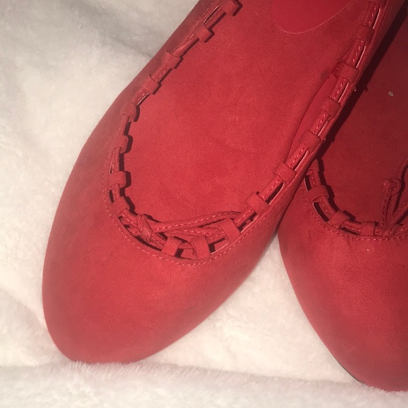 Flats - Picture 2 of 7